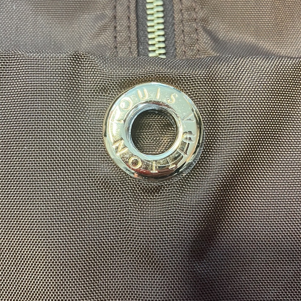 Louis Vuitton Garment Bag - Picture 4 of 12